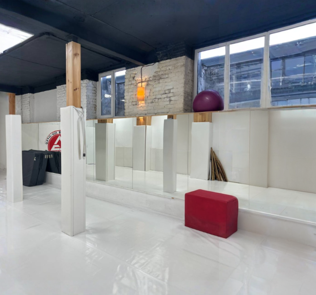 дом-с-часами