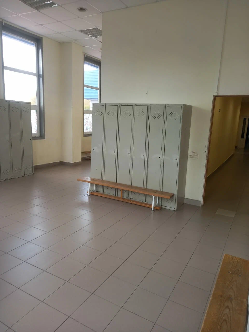 В раздевалке