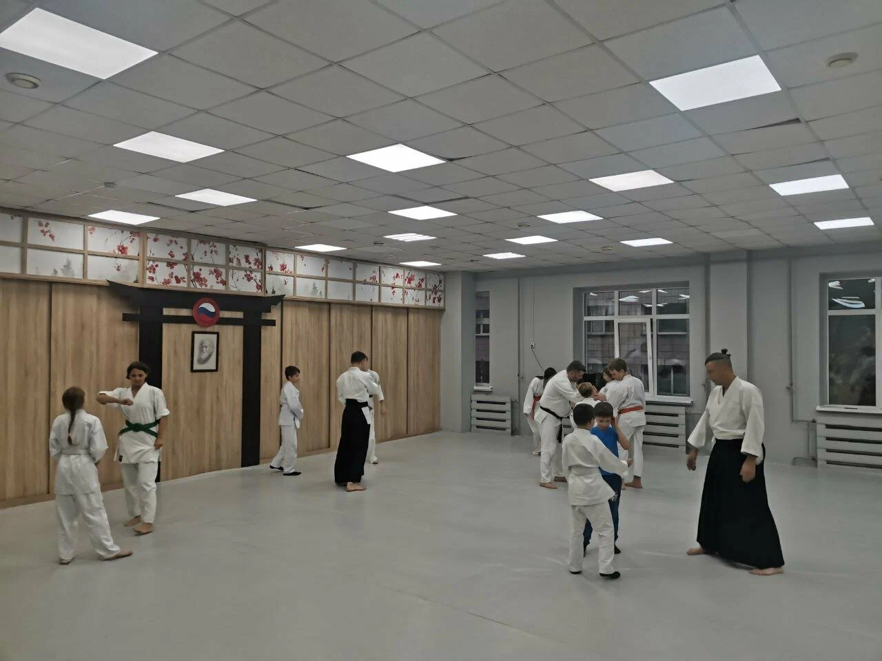 Тренировка на площади Калинина